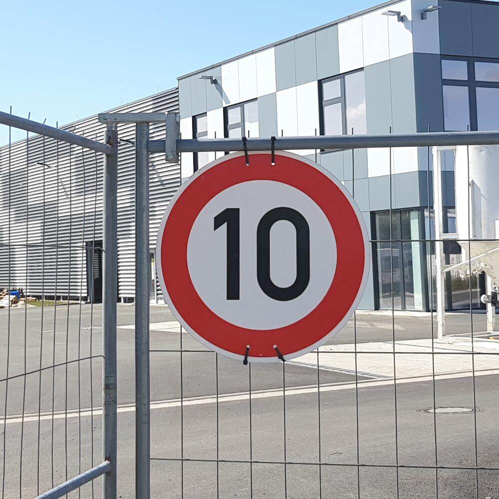Normaluz V10020 Verkehrsschild „Höchstgeschwindigkeit 20“ – Rund, Metall, 50 Cm, Wetterfest