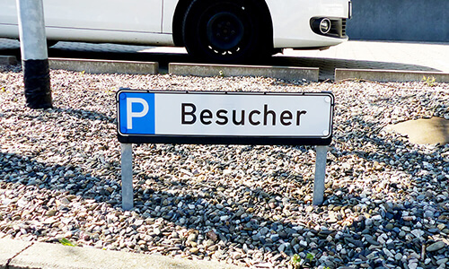Parkplatzreservierungsschild Besucher