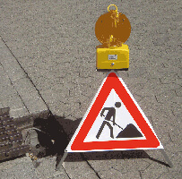 NISSEN Faltsignal mit Warnsymbol Baustelle